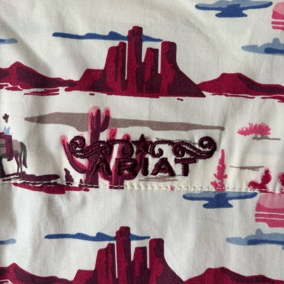 Ariat | Women's Kirby Stretch Yuma Landscape Print Western Shirt Size M NWT - Picture 10 of 10